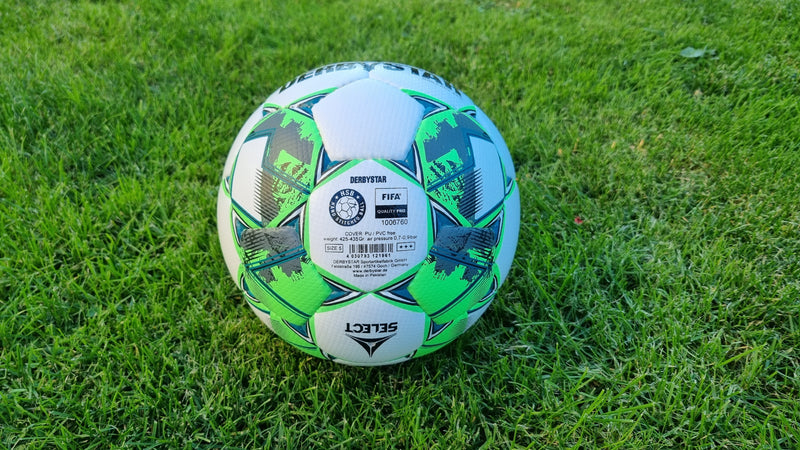 Derbystar Brillant APS Matchball V22 - FIFA Spielball - Gr 5 - 1749599148 - 2022